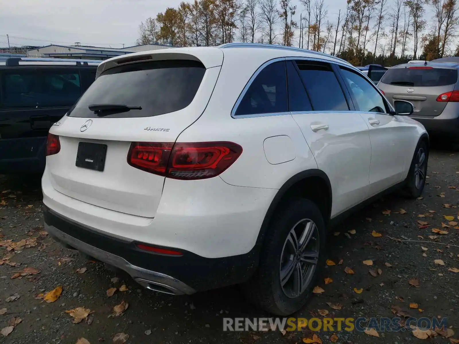 4 Photograph of a damaged car W1N0G8EB0LF811392 MERCEDES-BENZ GLC-CLASS 2020