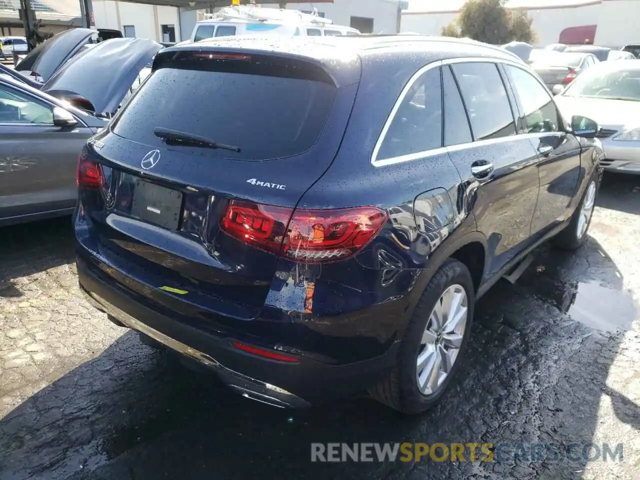 4 Photograph of a damaged car W1N0G8EB0LF829522 MERCEDES-BENZ GLC-CLASS 2020