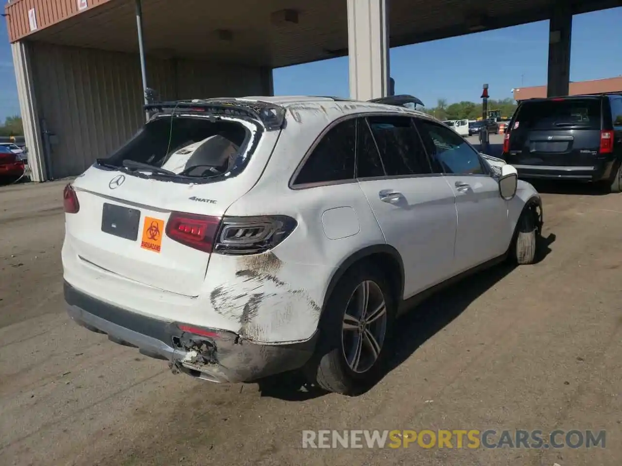 4 Photograph of a damaged car W1N0G8EB1LF761828 MERCEDES-BENZ GLC-CLASS 2020