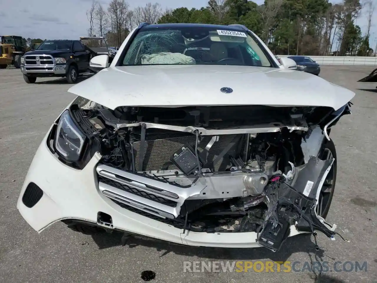 5 Photograph of a damaged car W1N0G8EB1LF773266 MERCEDES-BENZ GLC-CLASS 2020