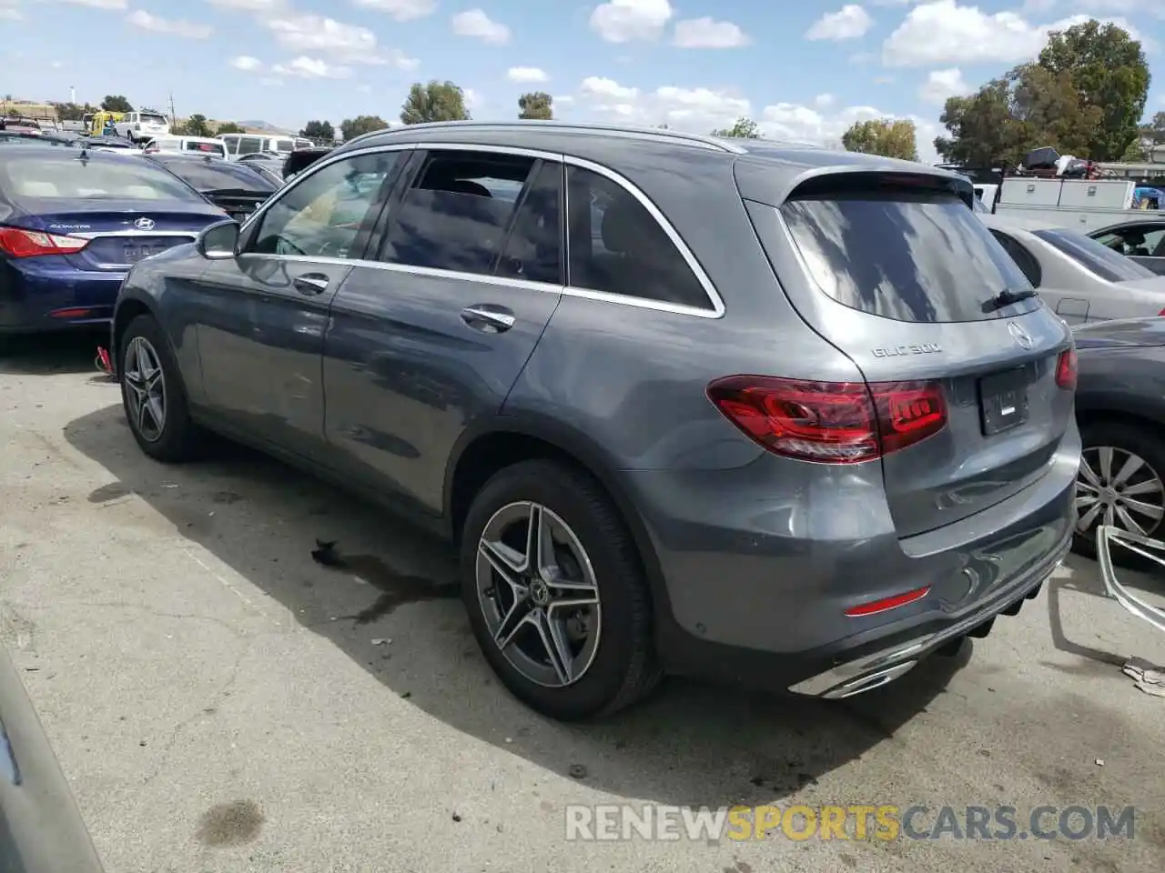 3 Photograph of a damaged car W1N0G8EB1LF813748 MERCEDES-BENZ GLC-CLASS 2020