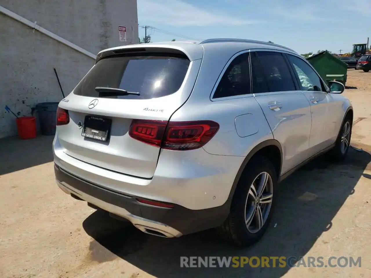 4 Photograph of a damaged car W1N0G8EB2LF763197 MERCEDES-BENZ GLC-CLASS 2020