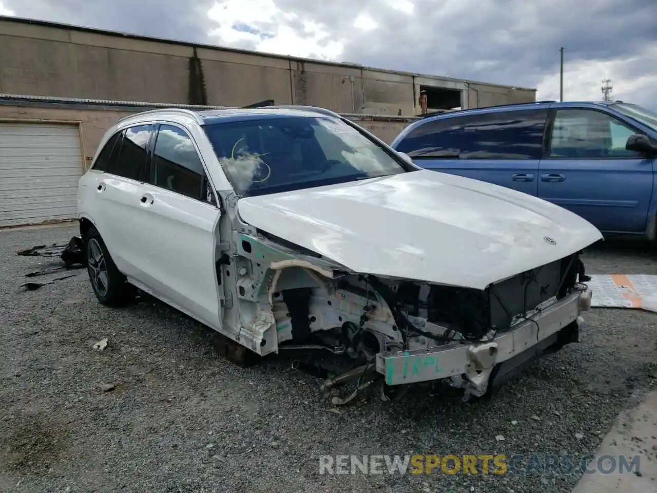 1 Photograph of a damaged car W1N0G8EB2LF790187 MERCEDES-BENZ GLC-CLASS 2020