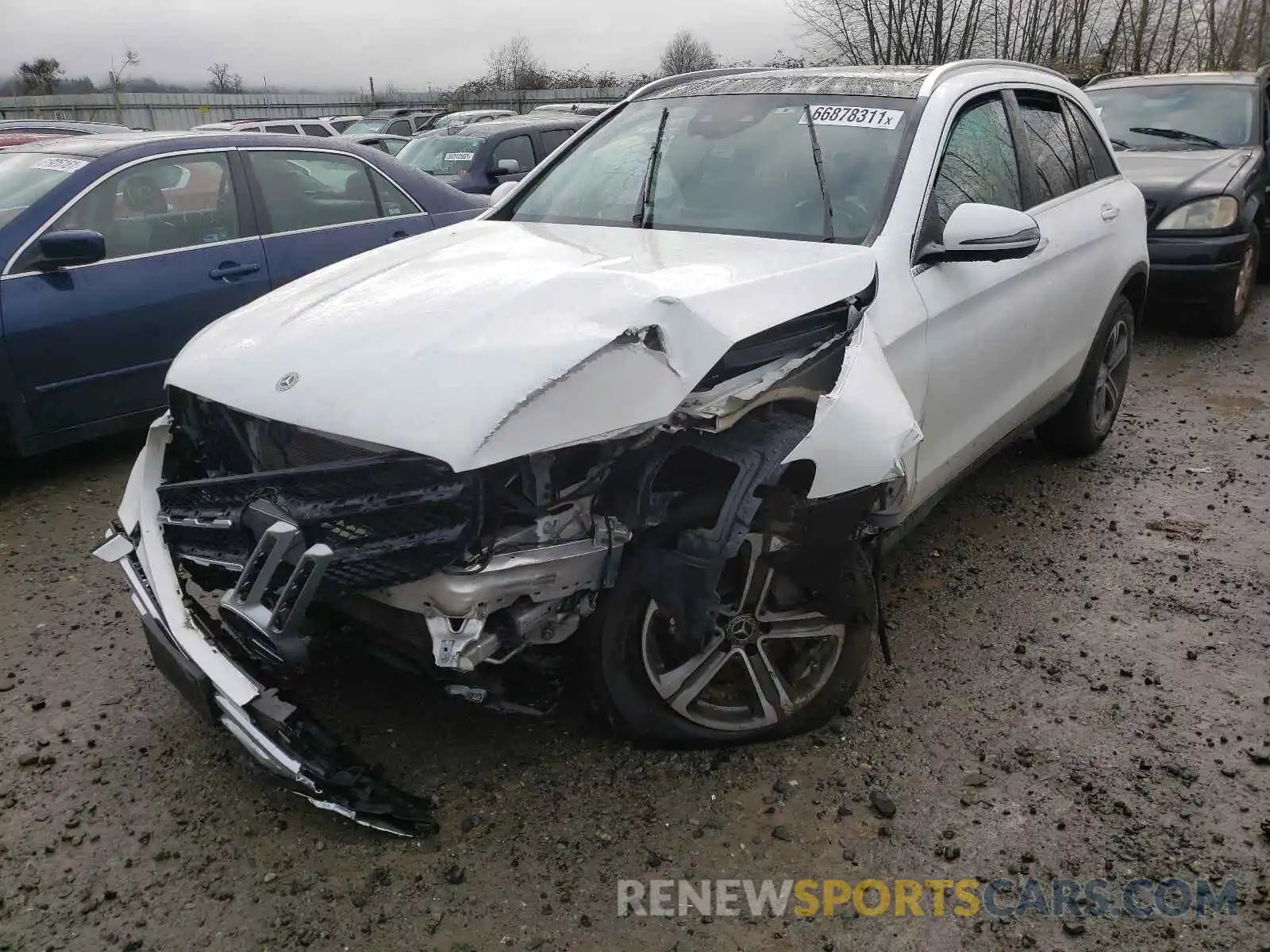 2 Photograph of a damaged car W1N0G8EB2LF805755 MERCEDES-BENZ GLC-CLASS 2020