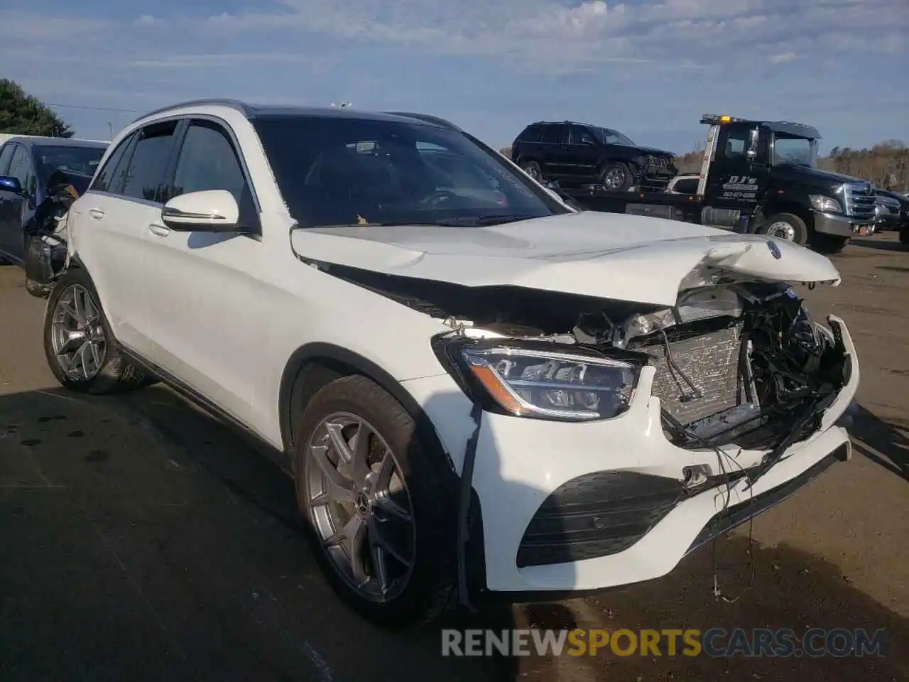 1 Photograph of a damaged car W1N0G8EB2LF847715 MERCEDES-BENZ GLC-CLASS 2020