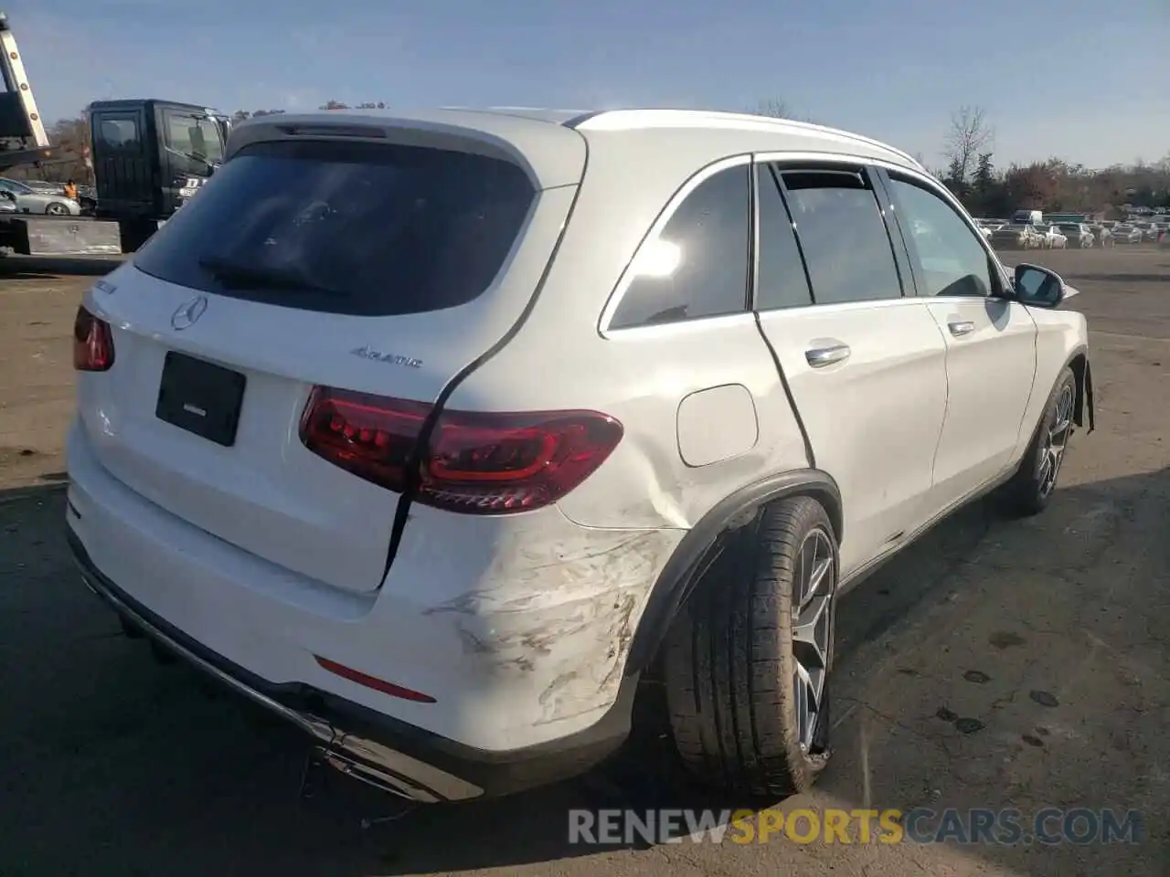 4 Photograph of a damaged car W1N0G8EB2LF847715 MERCEDES-BENZ GLC-CLASS 2020