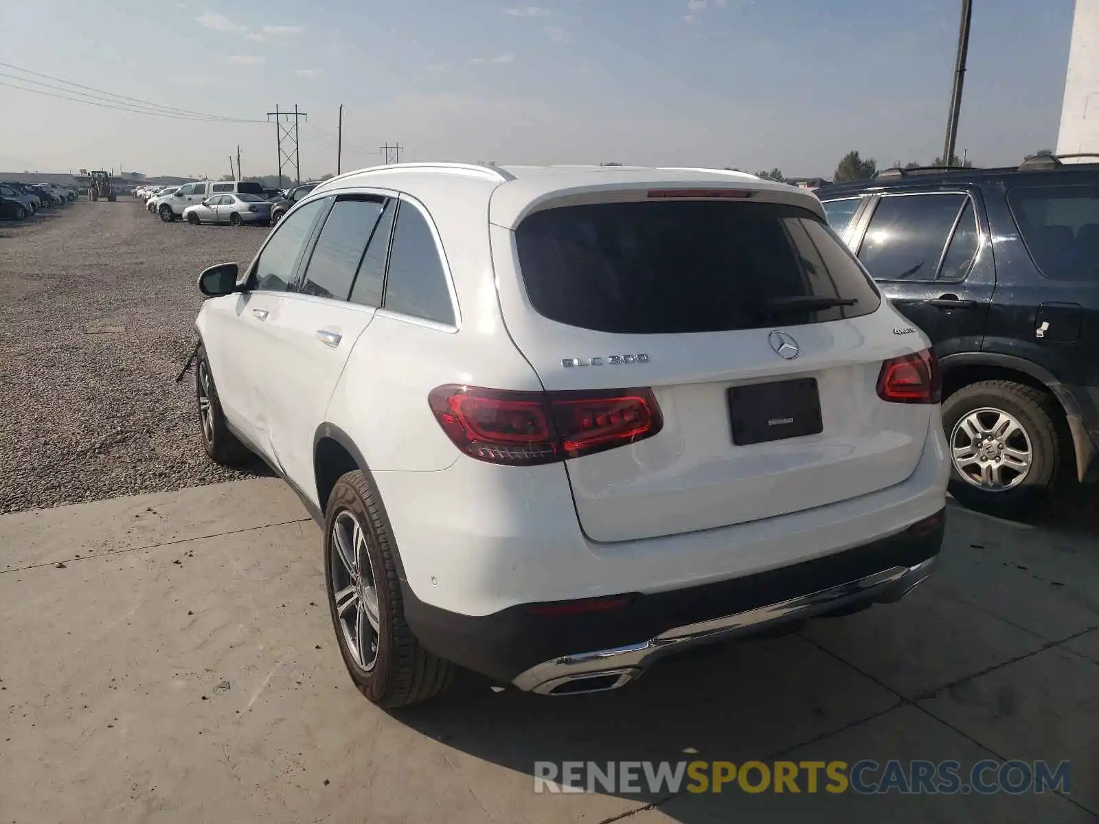 3 Photograph of a damaged car W1N0G8EB3LF862613 MERCEDES-BENZ GLC-CLASS 2020