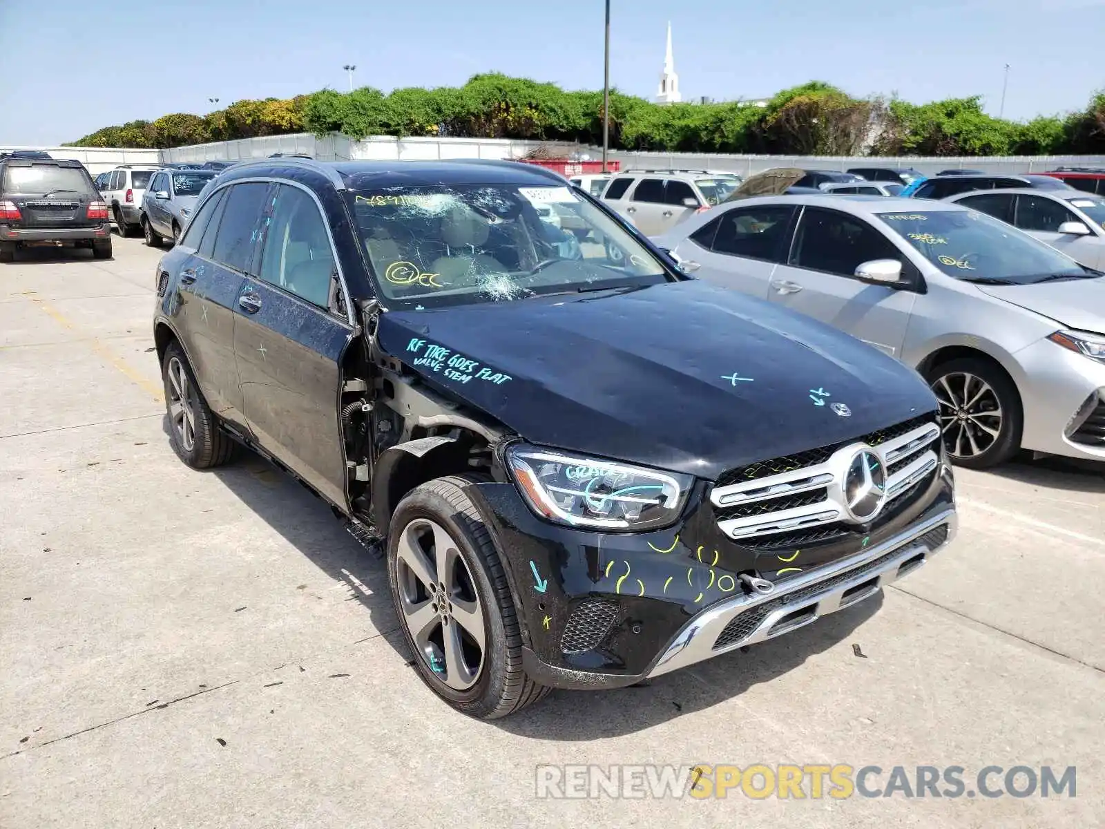 1 Photograph of a damaged car W1N0G8EB4LF789106 MERCEDES-BENZ GLC-CLASS 2020