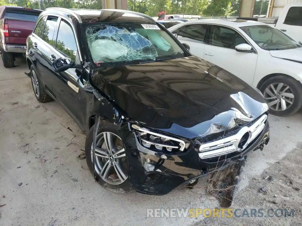 1 Photograph of a damaged car W1N0G8EB4LF806549 MERCEDES-BENZ GLC-CLASS 2020