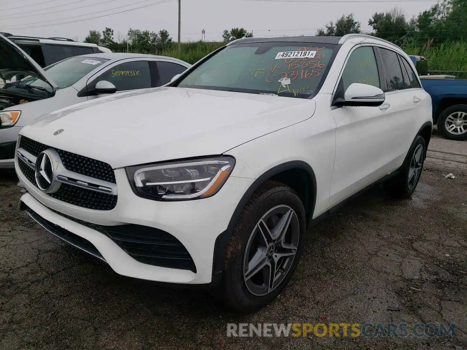 2 Photograph of a damaged car W1N0G8EB5LF815356 MERCEDES-BENZ GLC-CLASS 2020