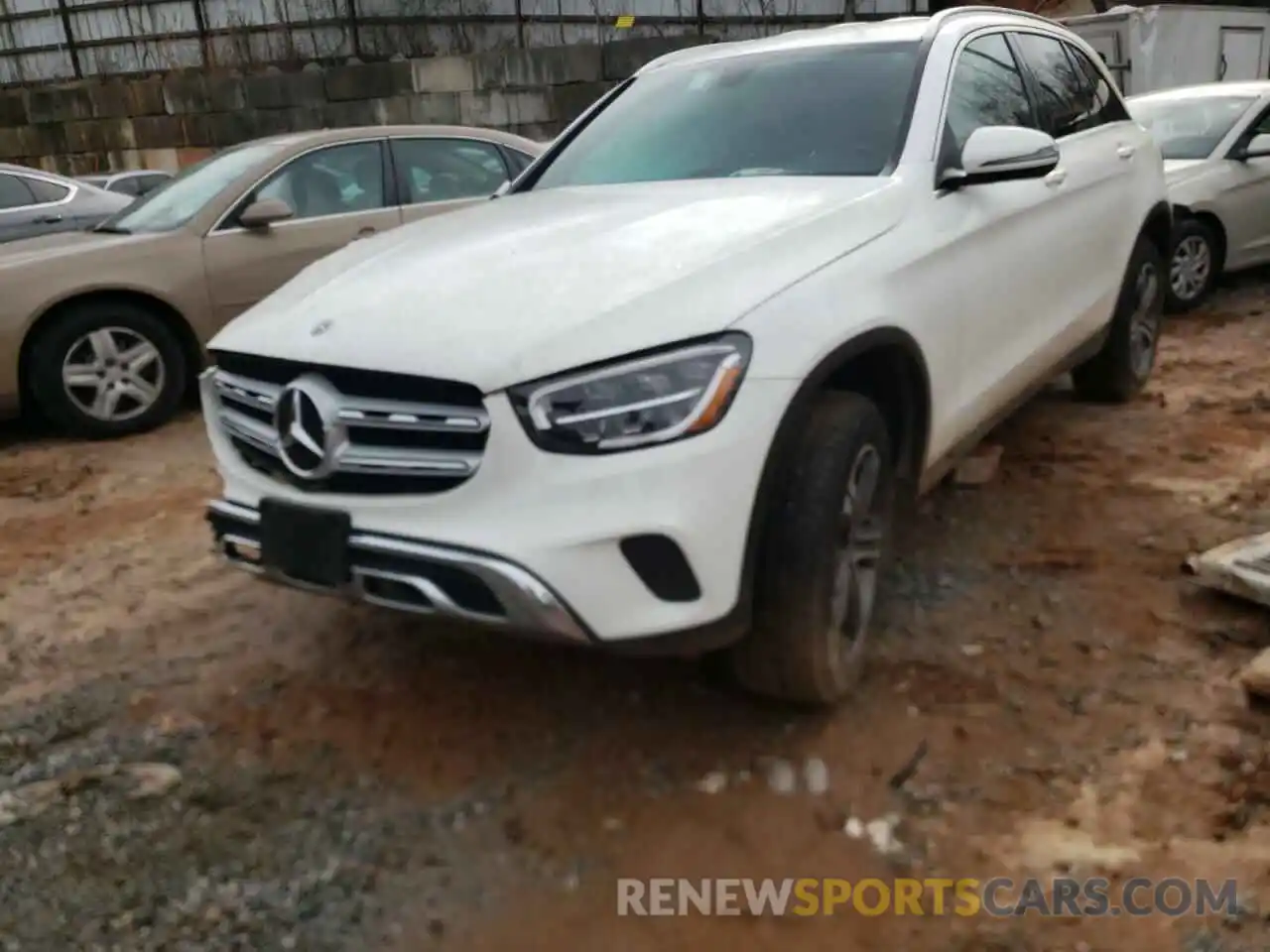 2 Photograph of a damaged car W1N0G8EB6LF766300 MERCEDES-BENZ GLC-CLASS 2020