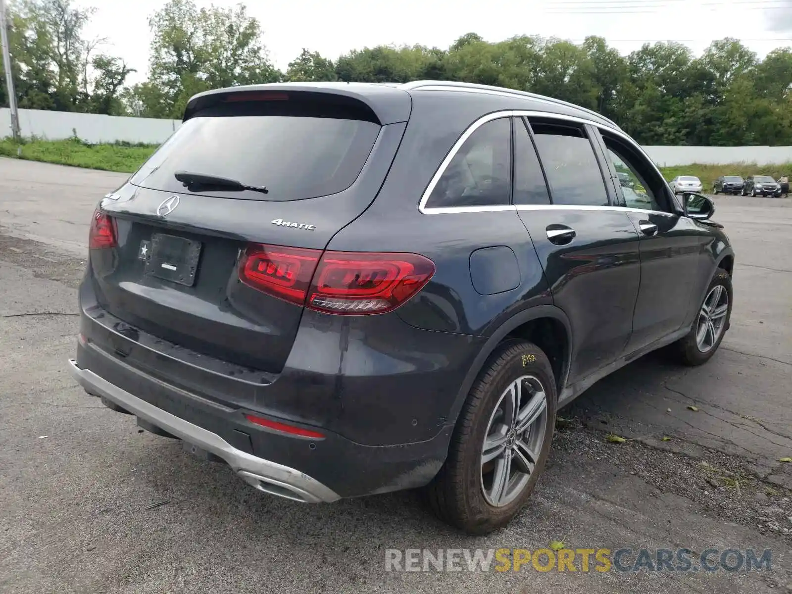 4 Photograph of a damaged car W1N0G8EB6LF797983 MERCEDES-BENZ GLC-CLASS 2020