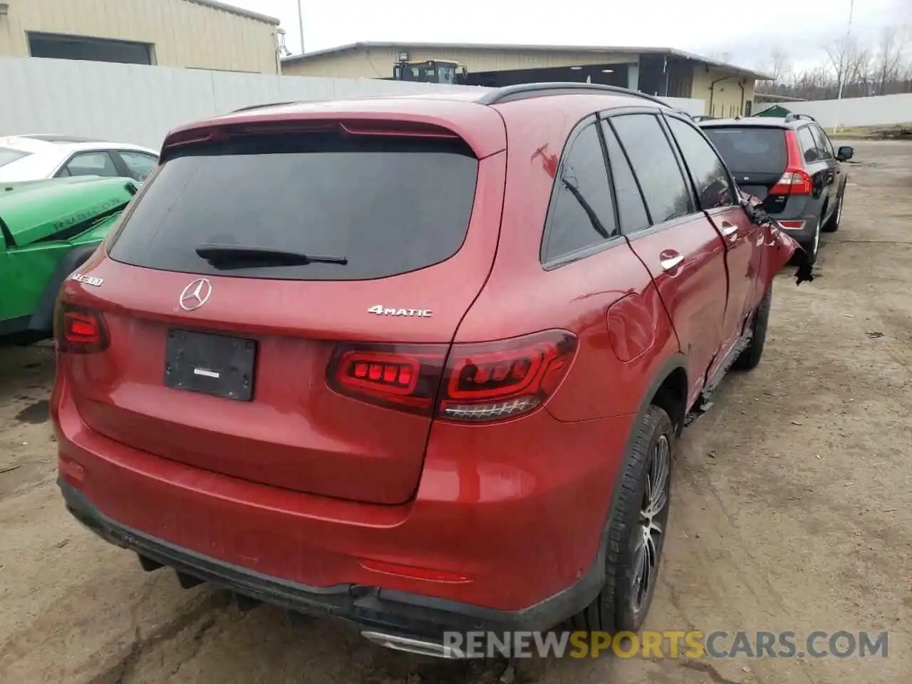 4 Photograph of a damaged car W1N0G8EB6LF816516 MERCEDES-BENZ GLC-CLASS 2020