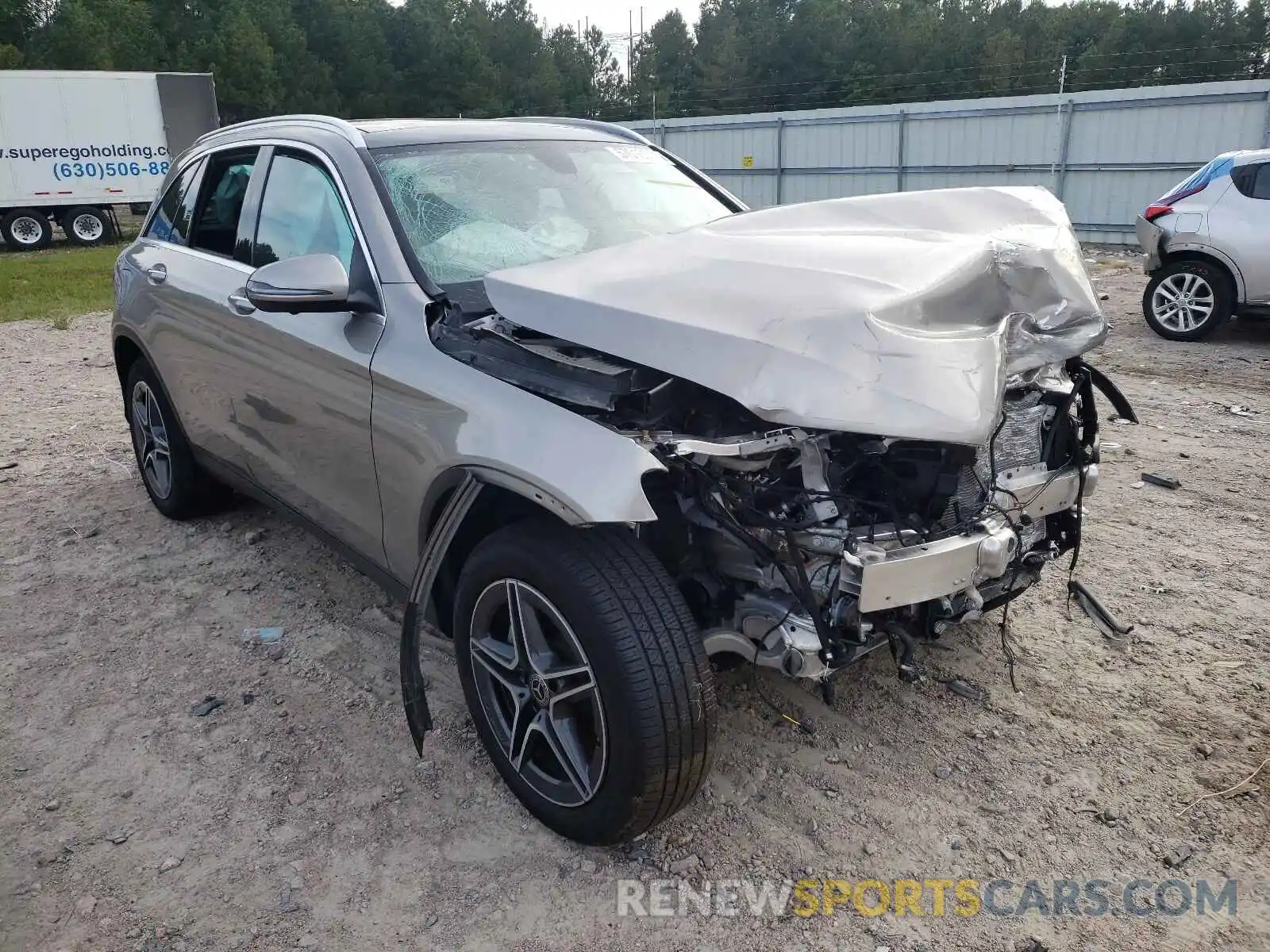 1 Photograph of a damaged car W1N0G8EB6LF851993 MERCEDES-BENZ GLC-CLASS 2020