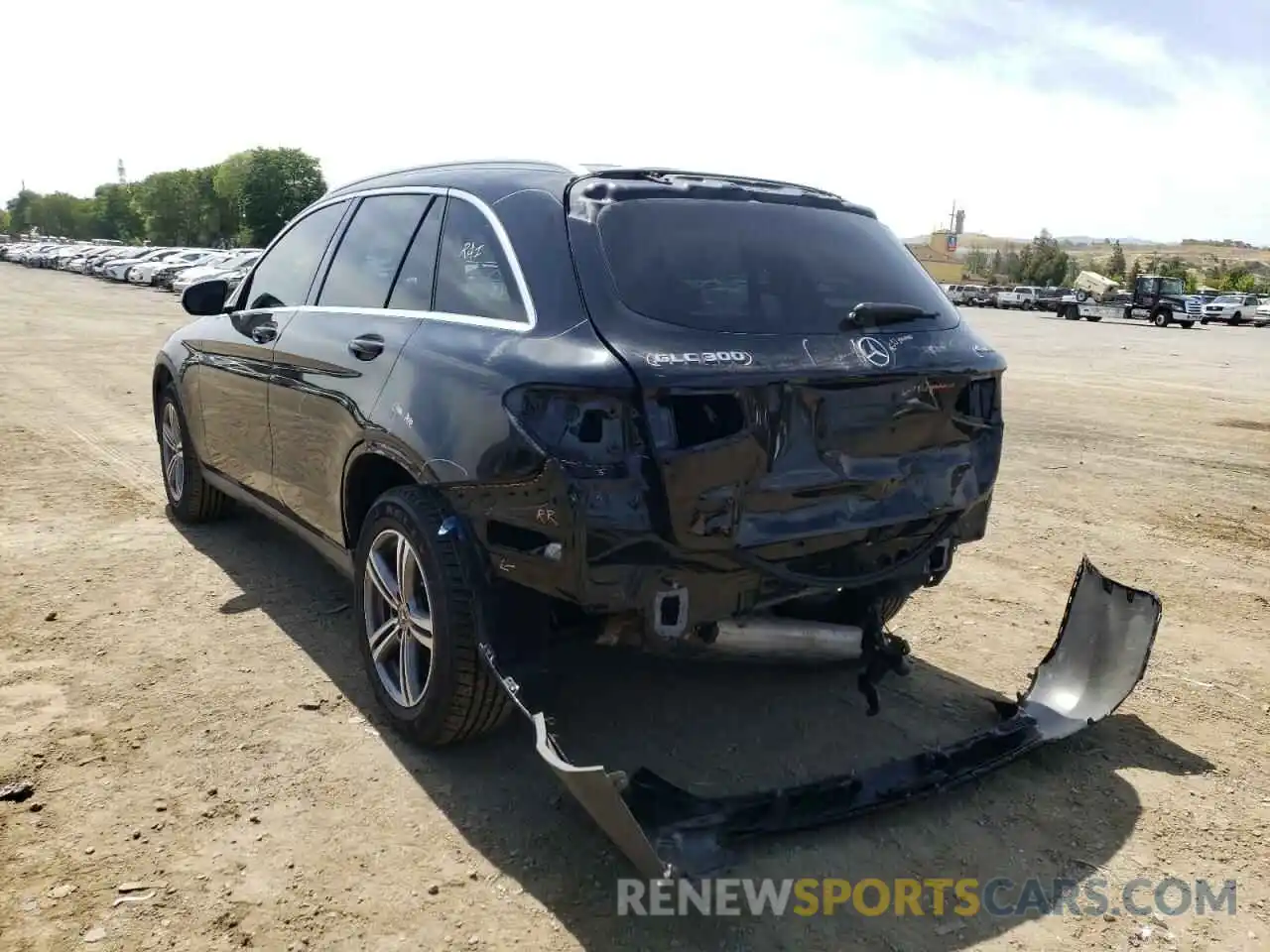 3 Photograph of a damaged car W1N0G8EB7LF763812 MERCEDES-BENZ GLC-CLASS 2020