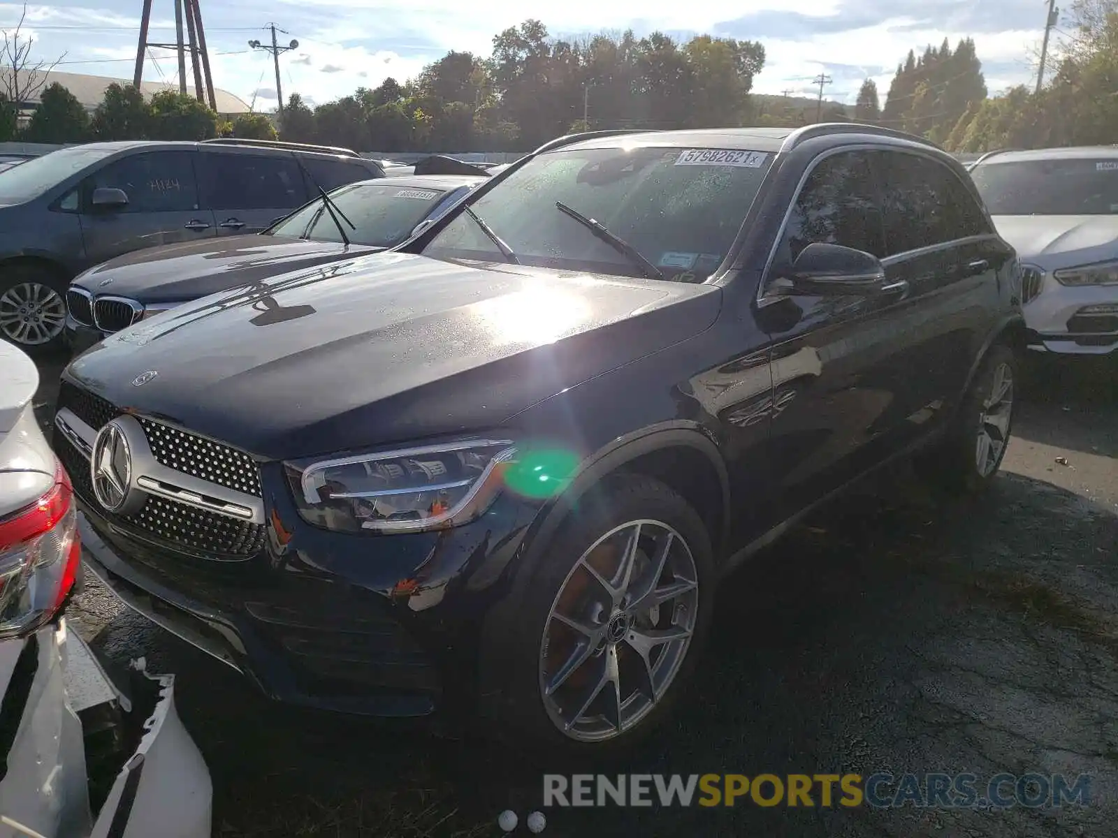 2 Photograph of a damaged car W1N0G8EB8LF765939 MERCEDES-BENZ GLC-CLASS 2020