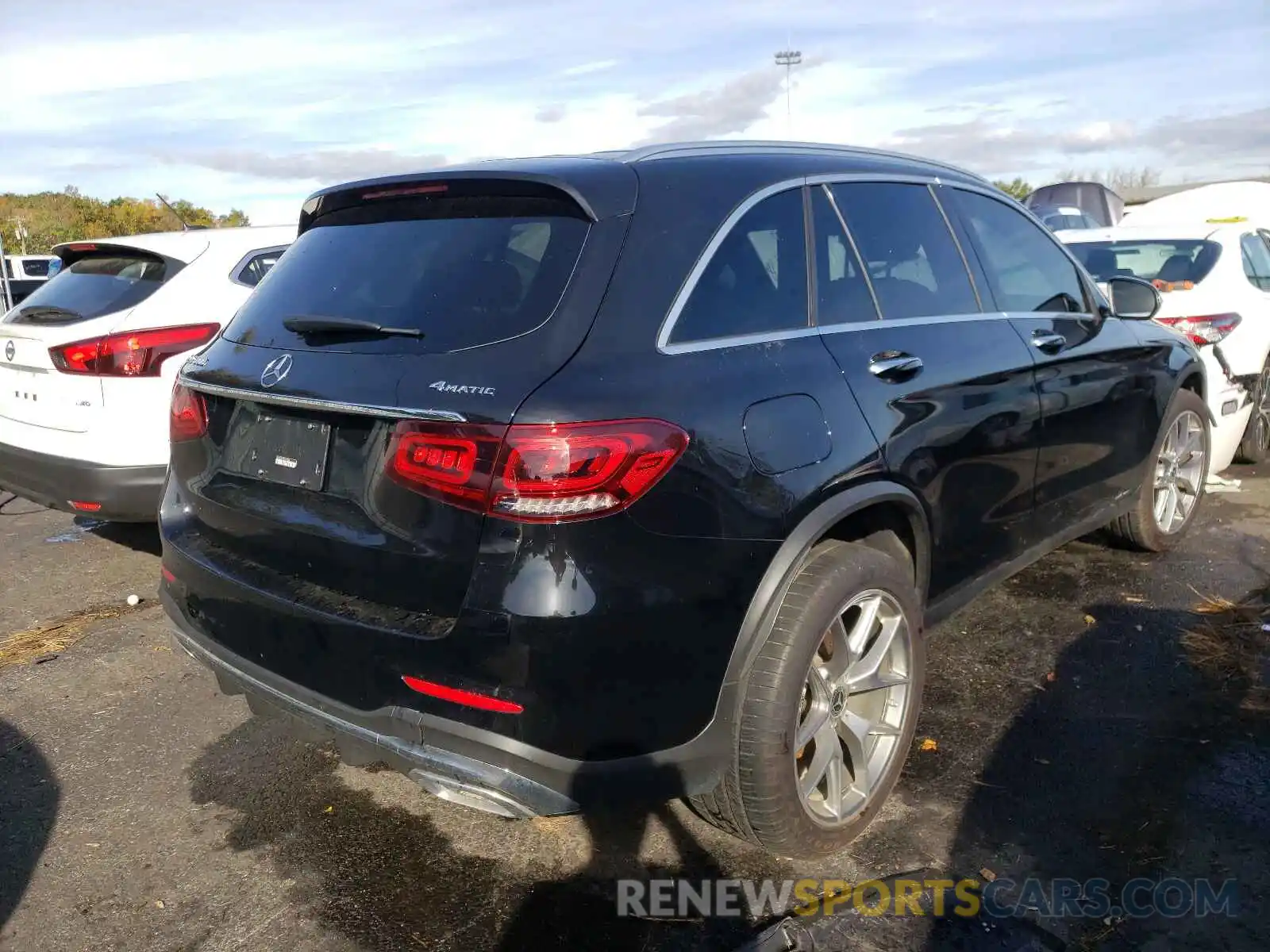 4 Photograph of a damaged car W1N0G8EB8LF765939 MERCEDES-BENZ GLC-CLASS 2020