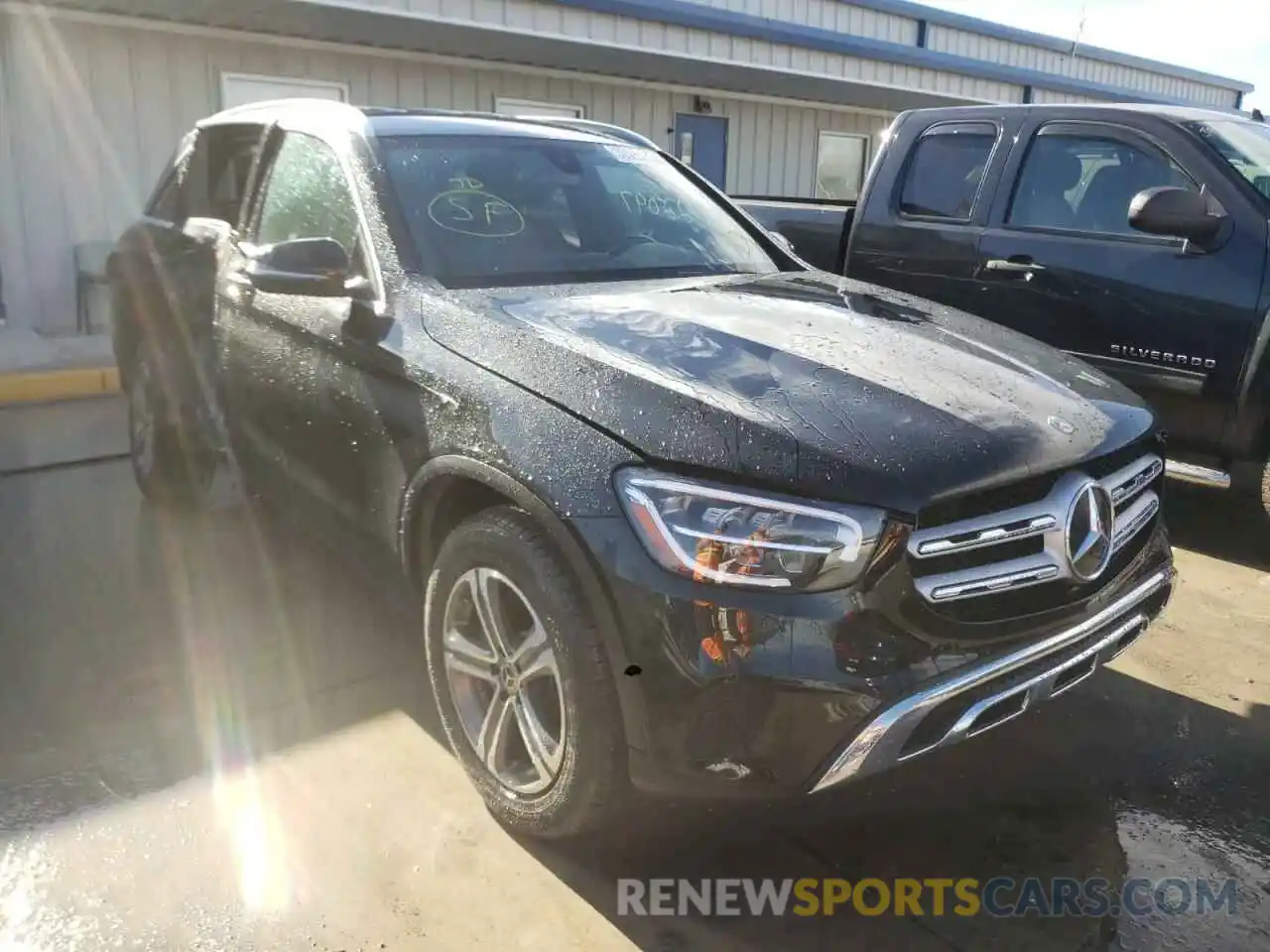 1 Photograph of a damaged car W1N0G8EB8LF816517 MERCEDES-BENZ GLC-CLASS 2020