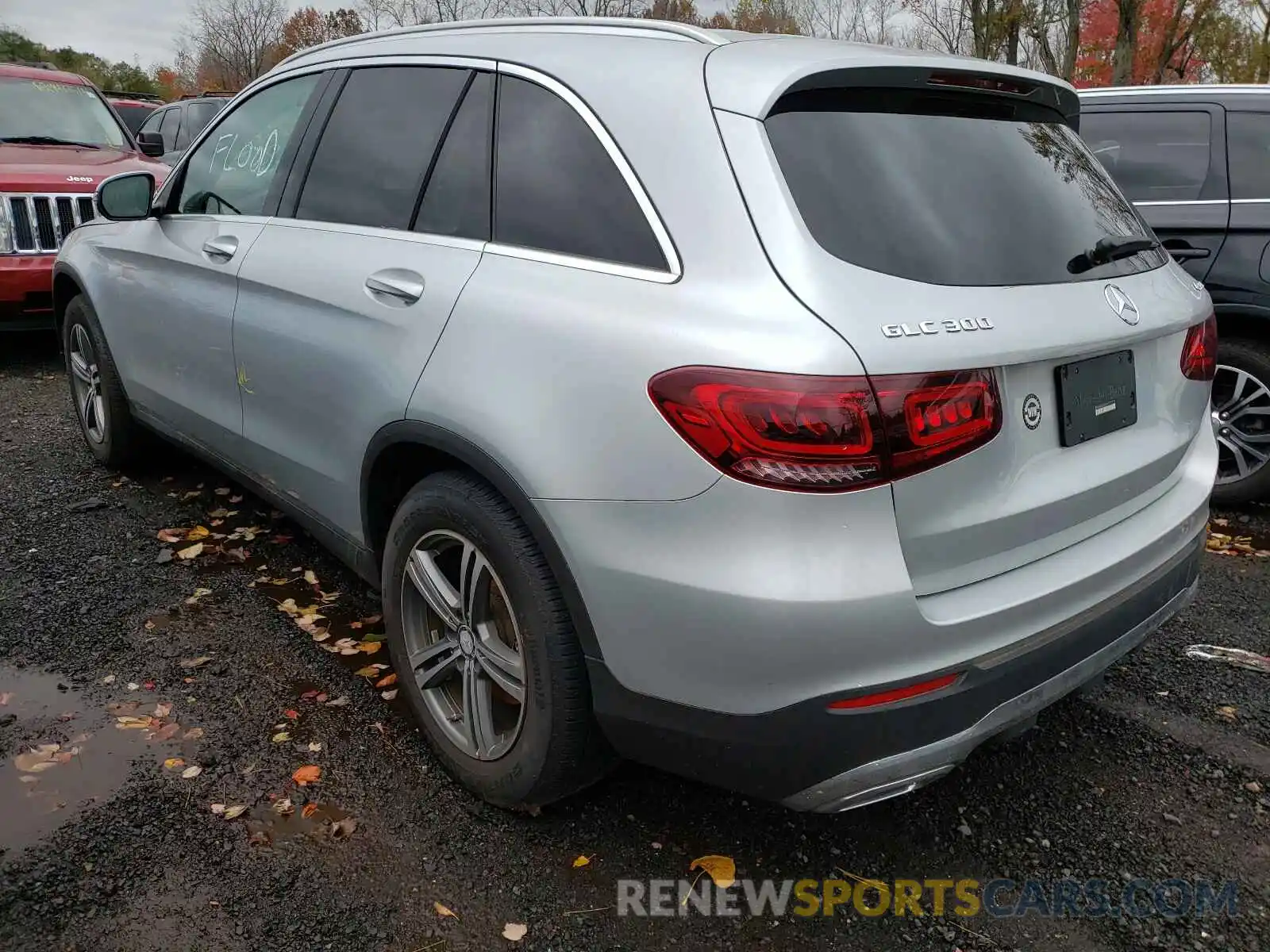 3 Photograph of a damaged car W1N0G8EB8LF832815 MERCEDES-BENZ GLC-CLASS 2020