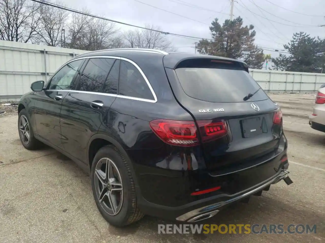 3 Photograph of a damaged car W1N0G8EB8LF864986 MERCEDES-BENZ GLC-CLASS 2020