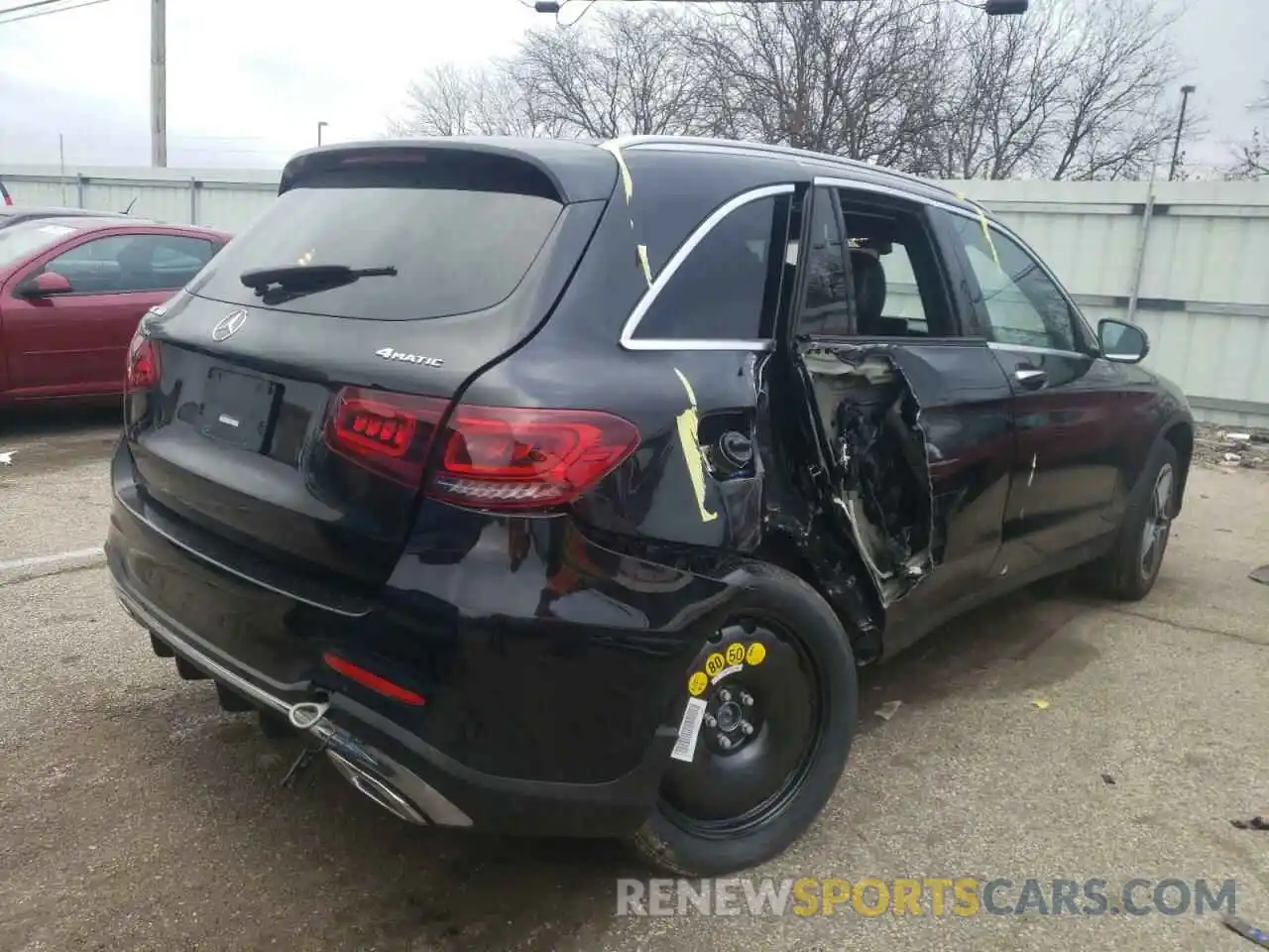 4 Photograph of a damaged car W1N0G8EB8LF864986 MERCEDES-BENZ GLC-CLASS 2020