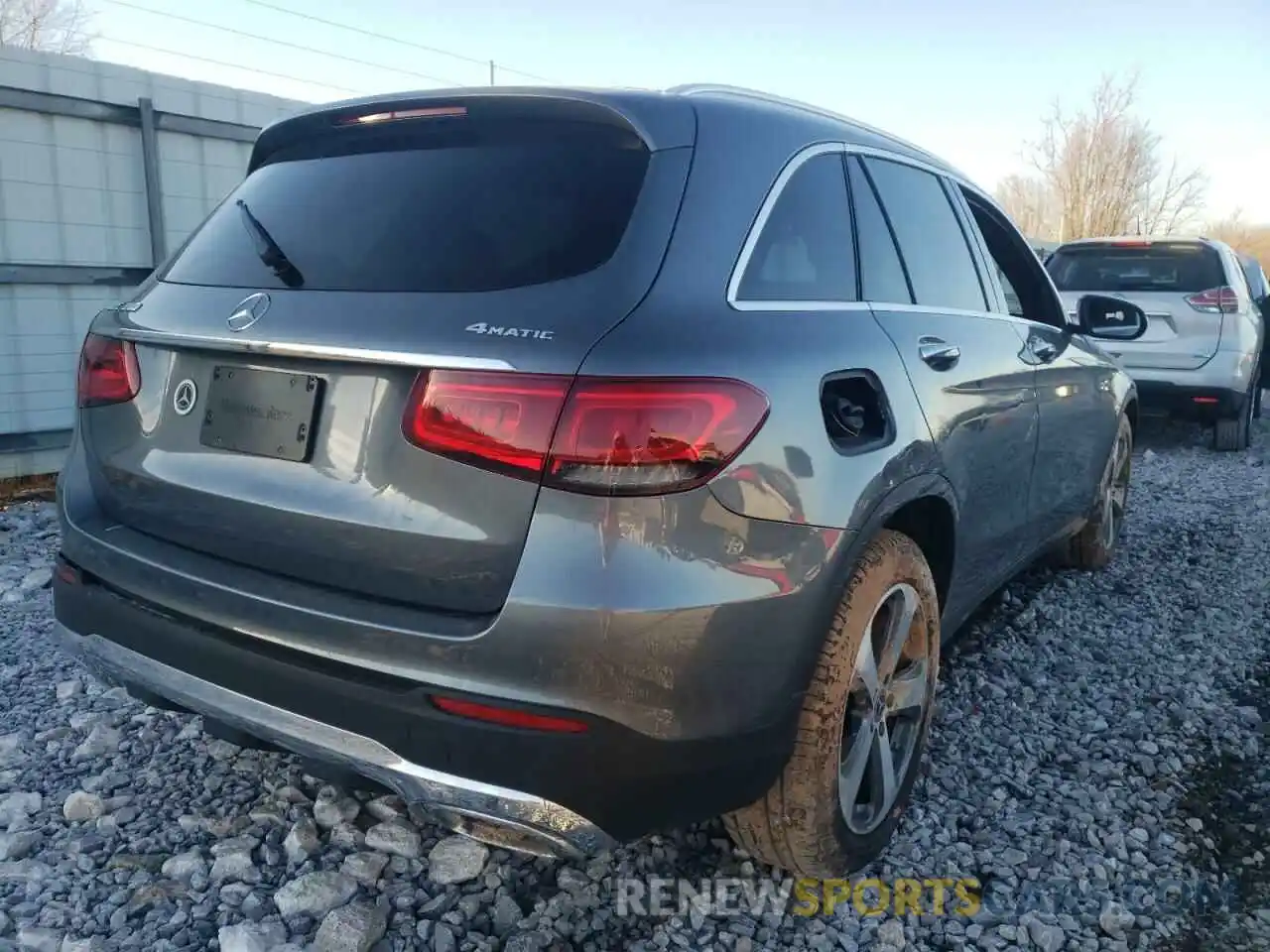 4 Photograph of a damaged car W1N0G8EB9LF762483 MERCEDES-BENZ GLC-CLASS 2020