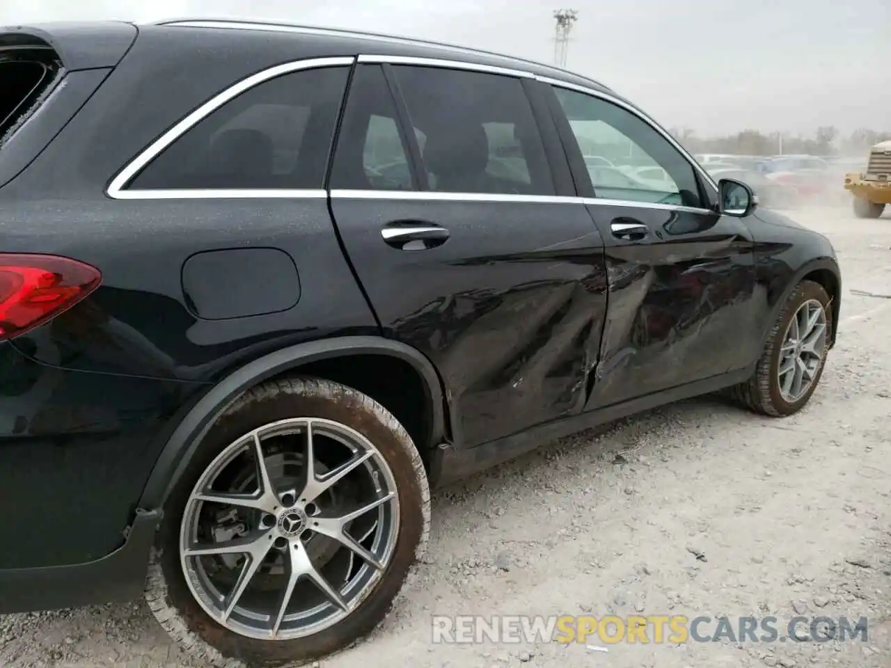 9 Photograph of a damaged car W1N0G8EB9LF772429 MERCEDES-BENZ GLC-CLASS 2020