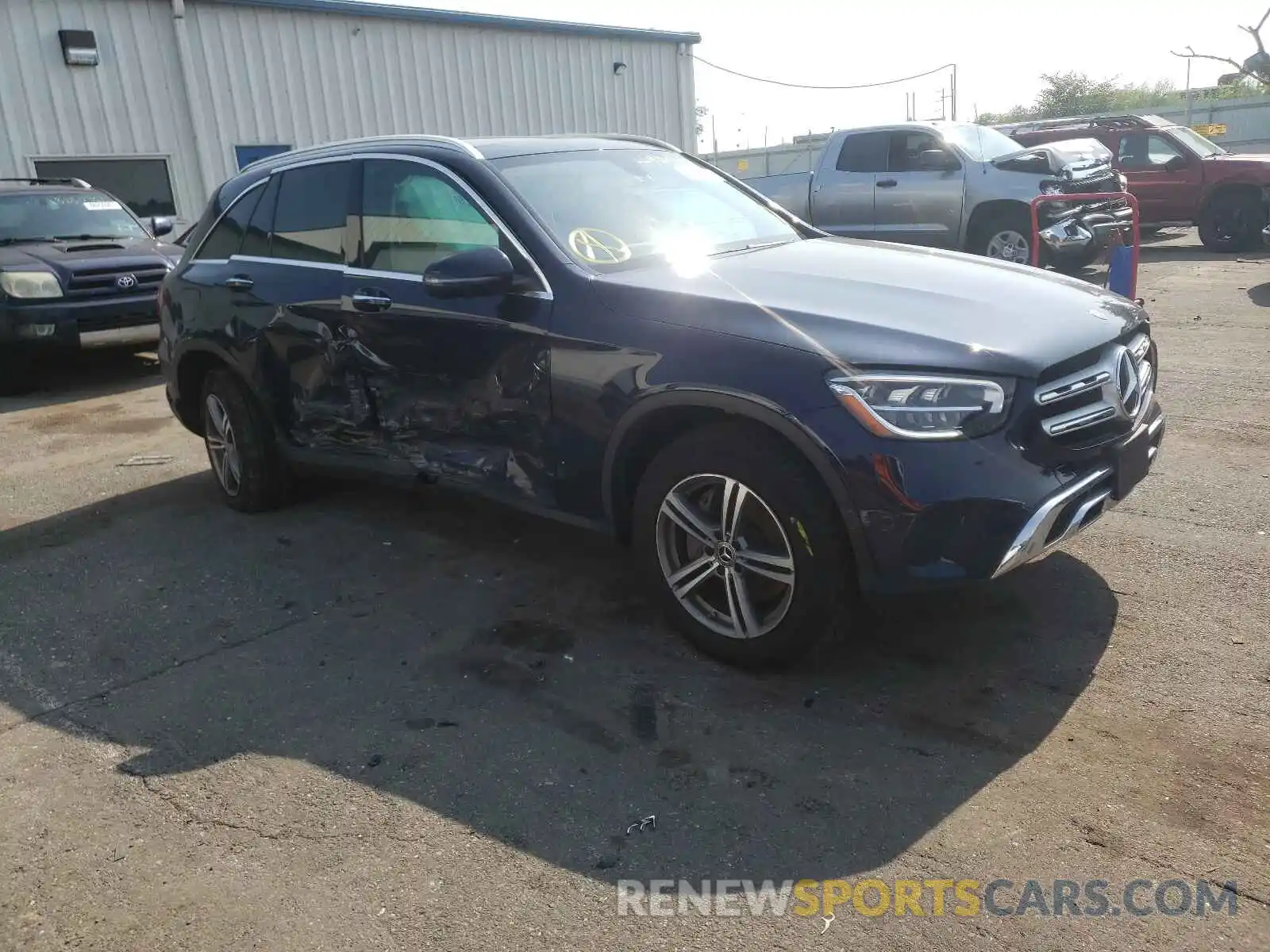 1 Photograph of a damaged car W1N0G8EB9LF808670 MERCEDES-BENZ GLC-CLASS 2020