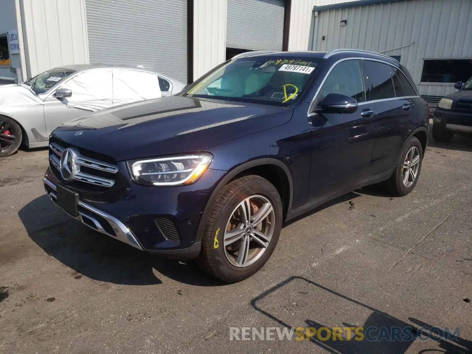 2 Photograph of a damaged car W1N0G8EB9LF808670 MERCEDES-BENZ GLC-CLASS 2020