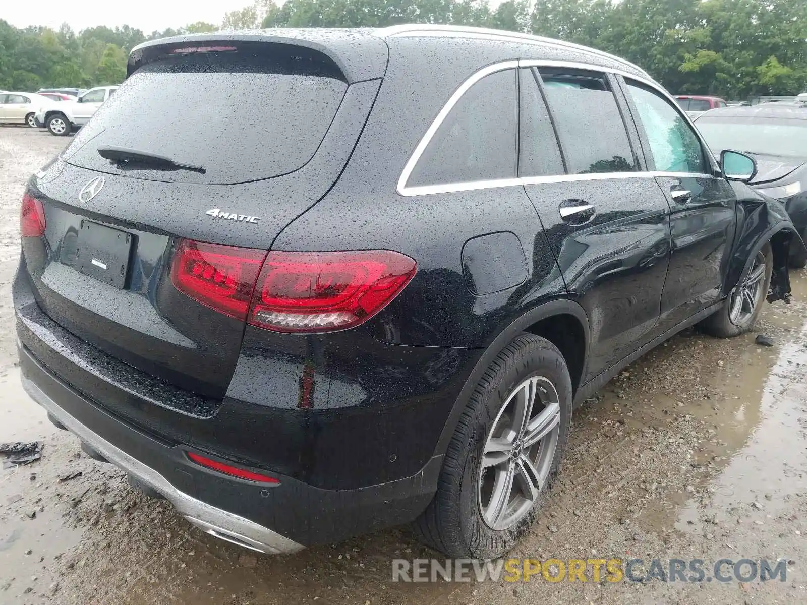 4 Photograph of a damaged car W1N0G8EB9LF820091 MERCEDES-BENZ GLC-CLASS 2020