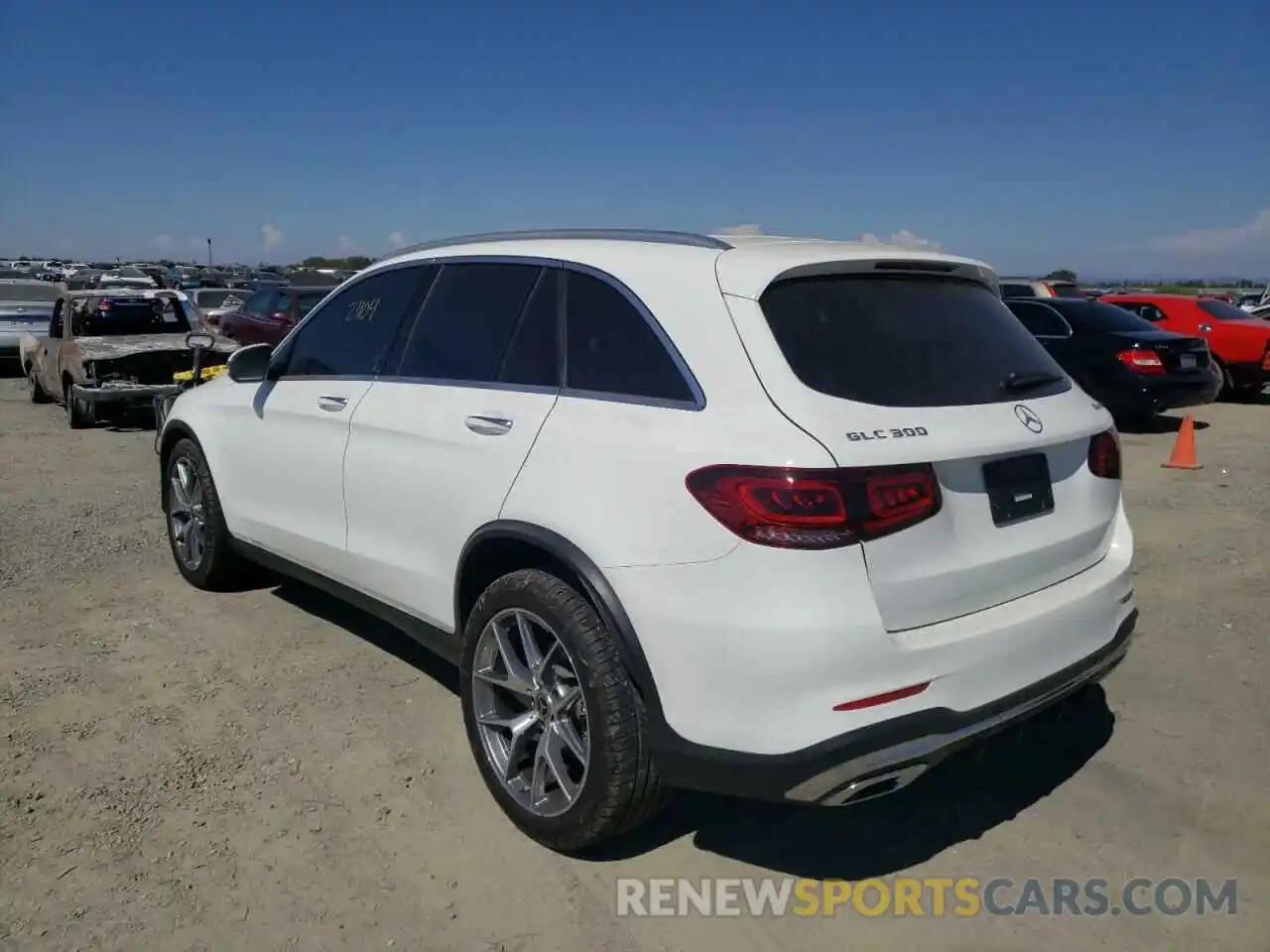 3 Photograph of a damaged car W1N0G8EB9LF830393 MERCEDES-BENZ GLC-CLASS 2020