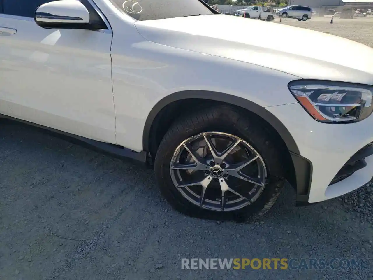 9 Photograph of a damaged car W1N0G8EB9LF830393 MERCEDES-BENZ GLC-CLASS 2020