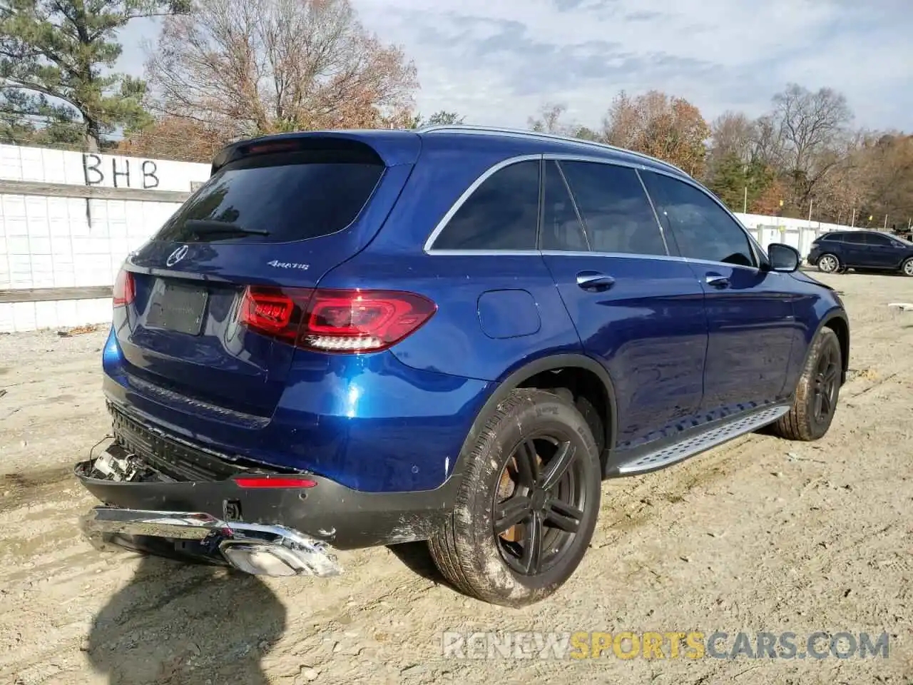 4 Photograph of a damaged car W1N0G8EB9LF852474 MERCEDES-BENZ GLC-CLASS 2020