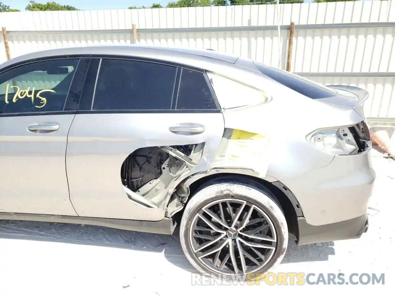 9 Photograph of a damaged car W1N0J6EB0LF771174 MERCEDES-BENZ GLC-CLASS 2020