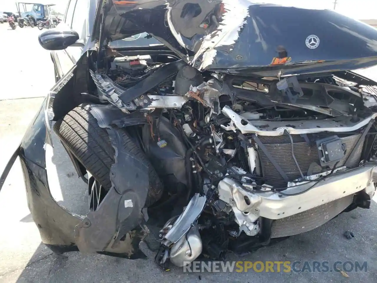 9 Photograph of a damaged car W1N0J6EB4LF783988 MERCEDES-BENZ GLC-CLASS 2020