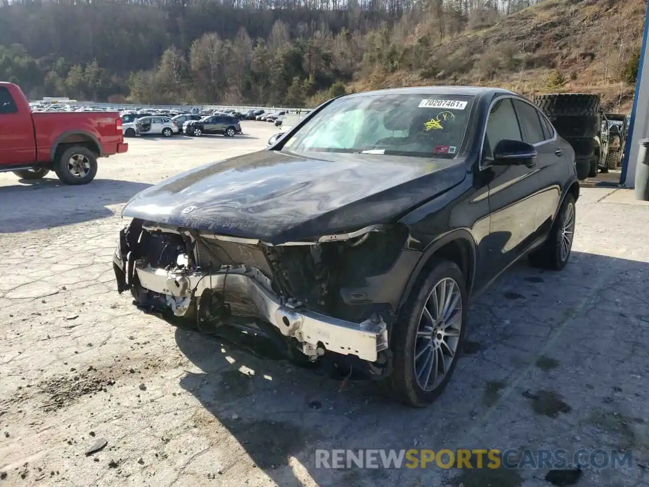 2 Photograph of a damaged car W1N0J8EB0LF766309 MERCEDES-BENZ GLC-CLASS 2020