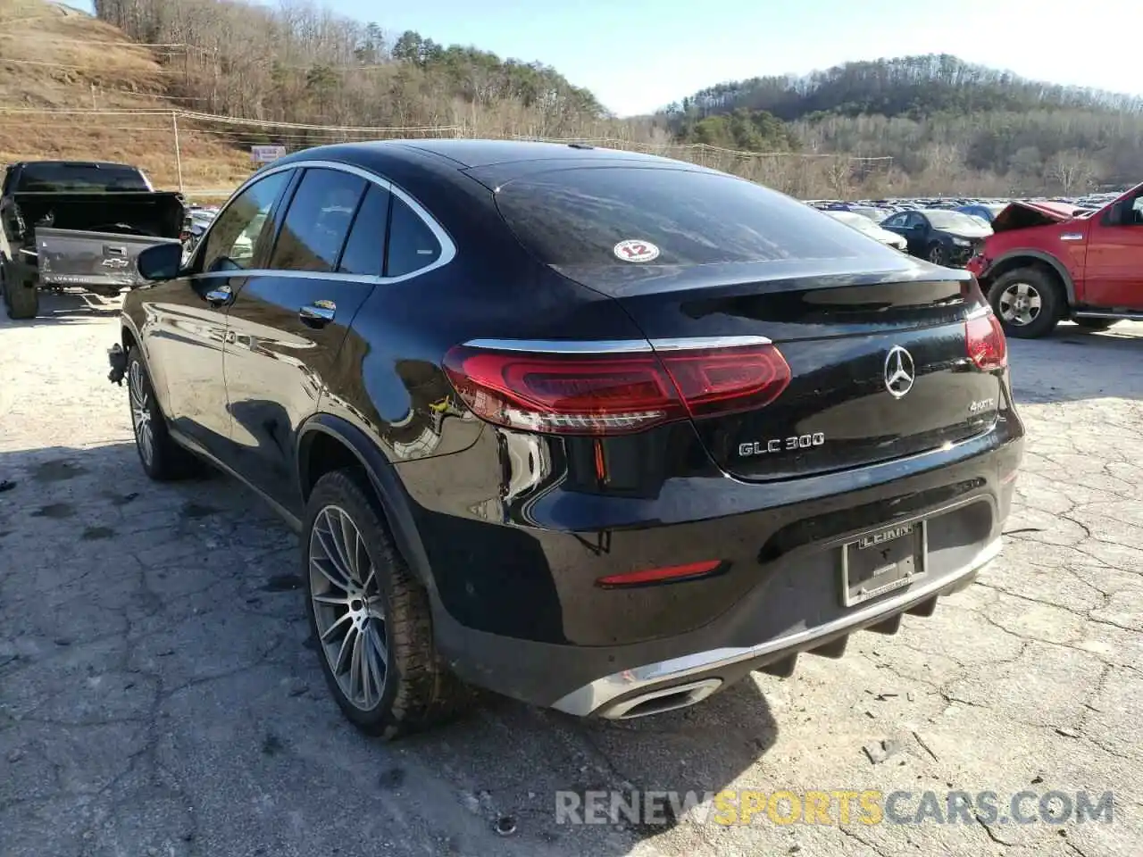 3 Photograph of a damaged car W1N0J8EB0LF766309 MERCEDES-BENZ GLC-CLASS 2020