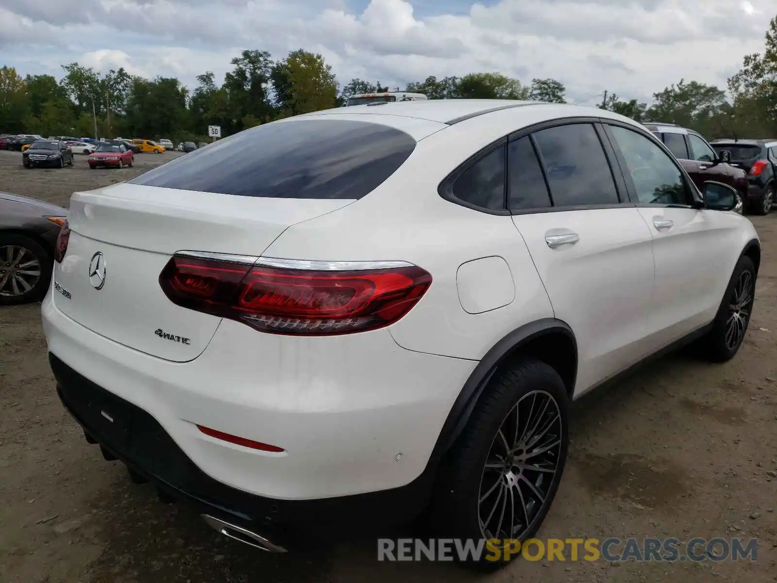 4 Photograph of a damaged car W1N0J8EB1LF863535 MERCEDES-BENZ GLC-CLASS 2020