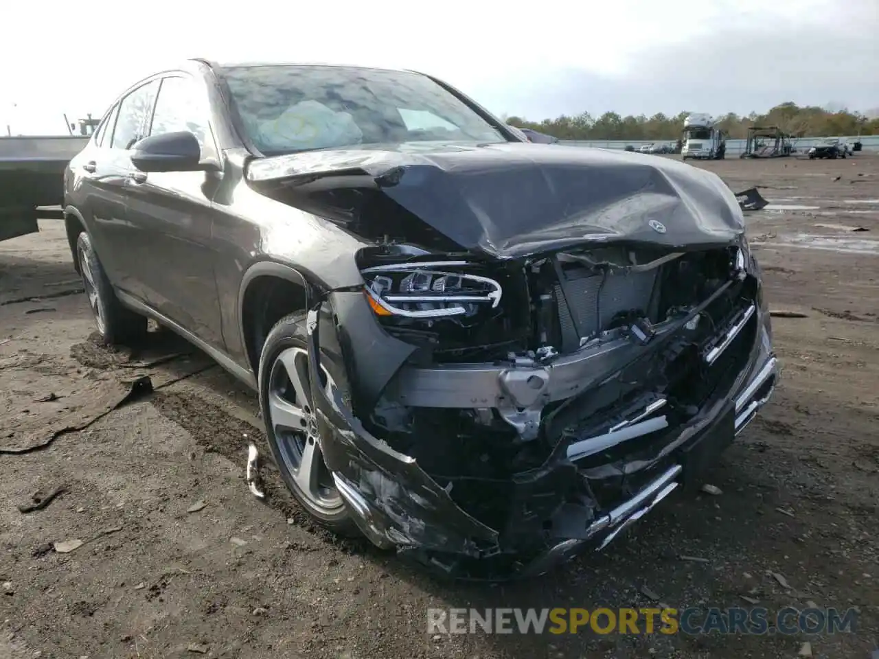 1 Photograph of a damaged car W1N0J8EB2LF845917 MERCEDES-BENZ GLC-CLASS 2020