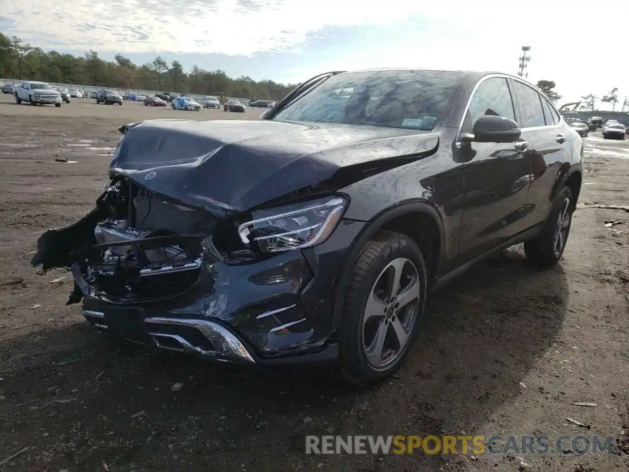 2 Photograph of a damaged car W1N0J8EB2LF845917 MERCEDES-BENZ GLC-CLASS 2020