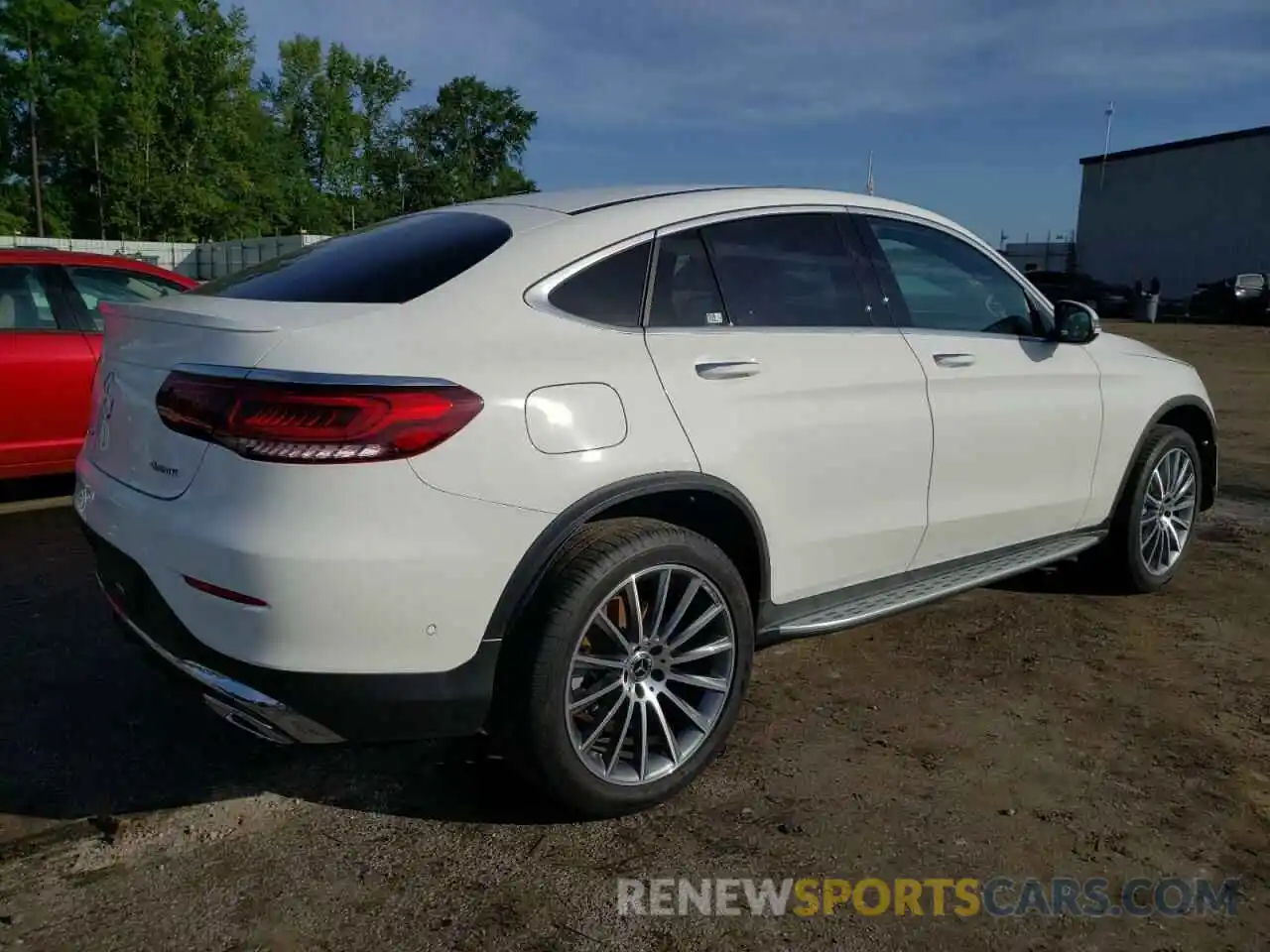 4 Photograph of a damaged car W1N0J8EB4LF824664 MERCEDES-BENZ GLC-CLASS 2020