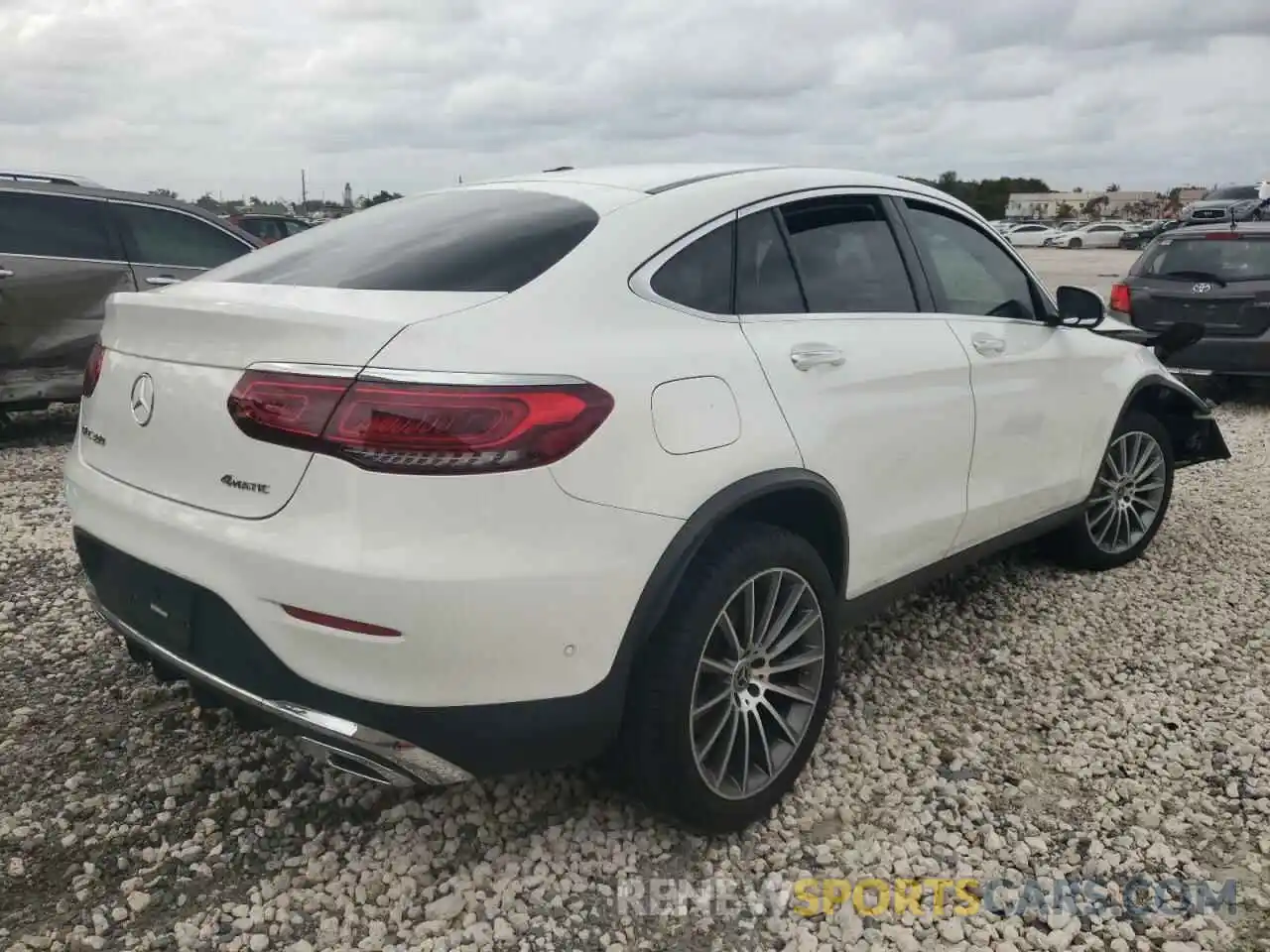 4 Фотография поврежденного автомобиля W1N0J8EB9LF861273 MERCEDES-BENZ GLC-CLASS 2020