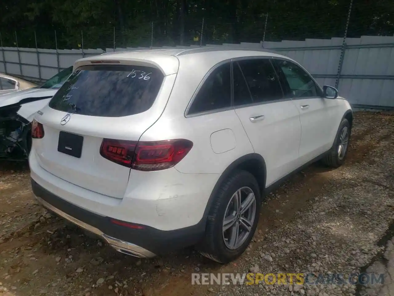 4 Photograph of a damaged car WDC0G8DB0LF751536 MERCEDES-BENZ GLC-CLASS 2020