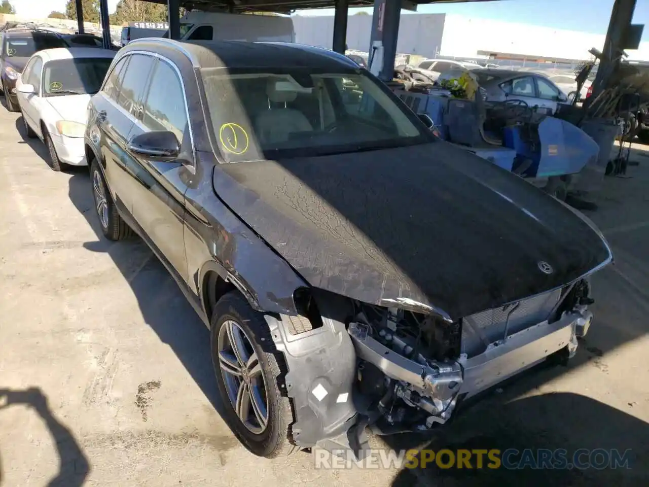 1 Photograph of a damaged car WDC0G8DB1LF735930 MERCEDES-BENZ GLC-CLASS 2020