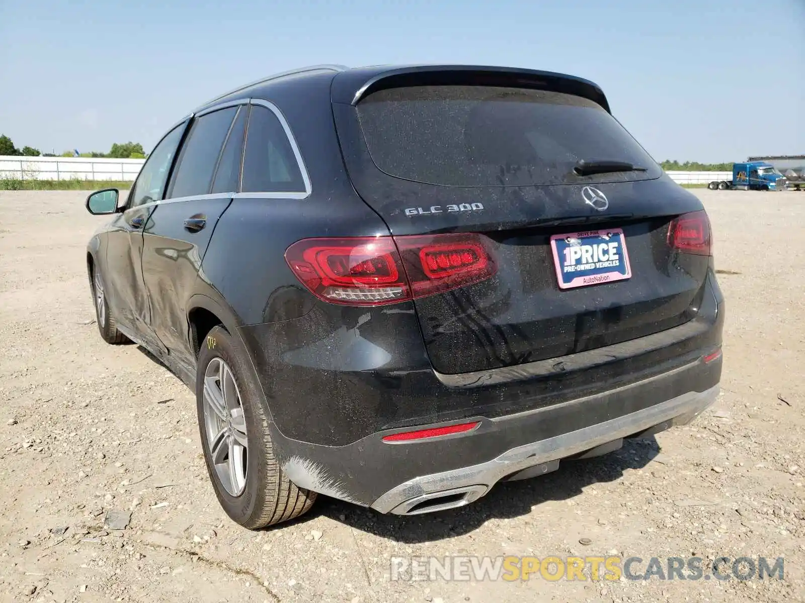 3 Photograph of a damaged car WDC0G8DB2LF713967 MERCEDES-BENZ GLC-CLASS 2020