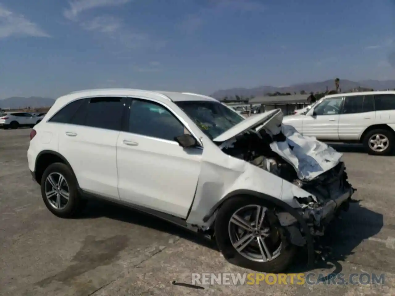 1 Photograph of a damaged car WDC0G8DB2LF746788 MERCEDES-BENZ GLC-CLASS 2020