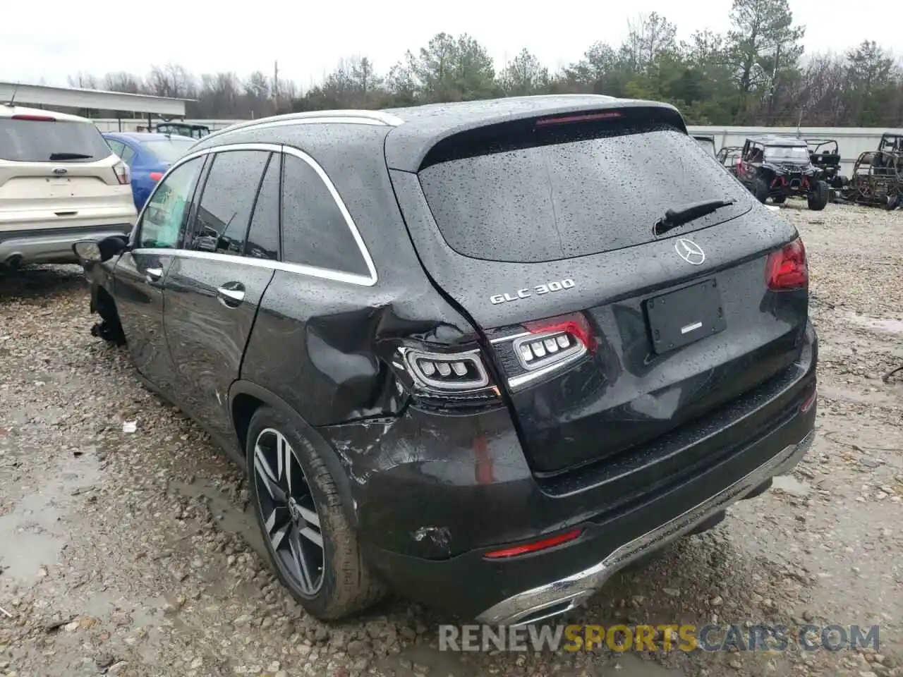 3 Photograph of a damaged car WDC0G8DB4LF675691 MERCEDES-BENZ GLC-CLASS 2020