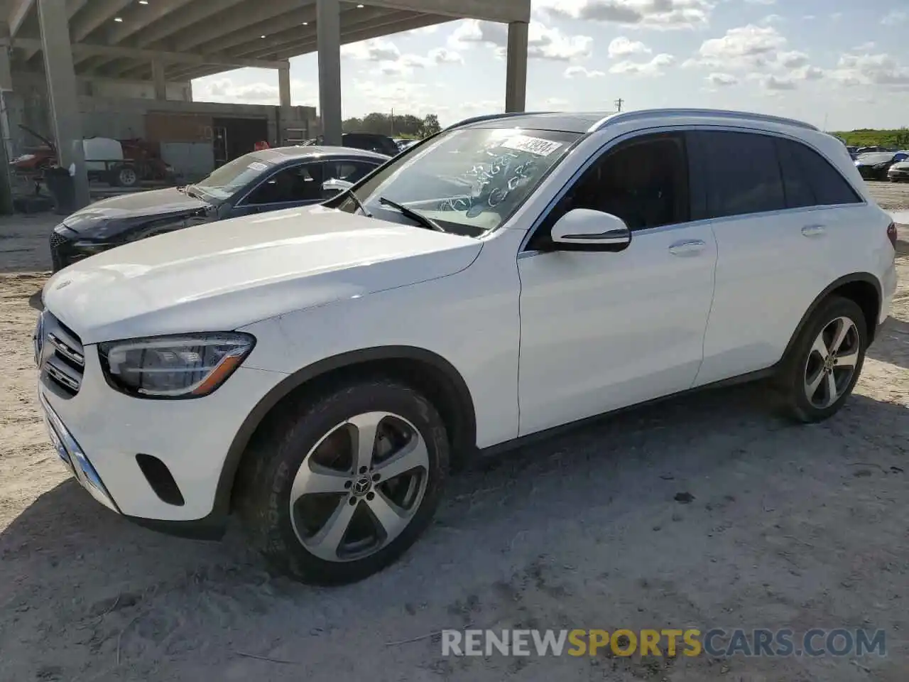 1 Photograph of a damaged car WDC0G8DB4LF689817 MERCEDES-BENZ GLC-CLASS 2020