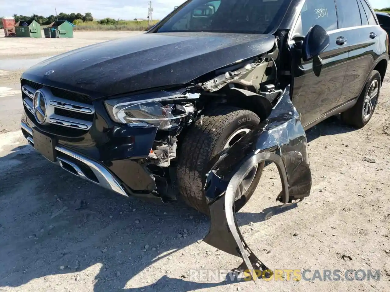 9 Photograph of a damaged car WDC0G8DB4LF694015 MERCEDES-BENZ GLC-CLASS 2020