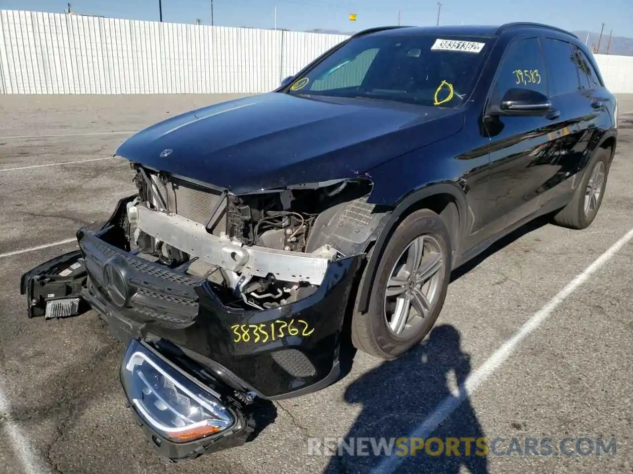 2 Photograph of a damaged car WDC0G8DB4LF705403 MERCEDES-BENZ GLC-CLASS 2020